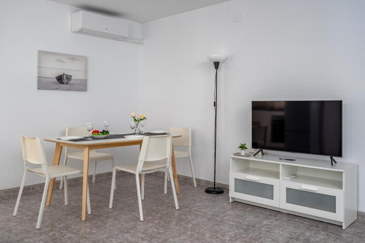 Central Flat With Pool In Fuengirola By Costarentals - Ref 171 Dış mekan fotoğraf
